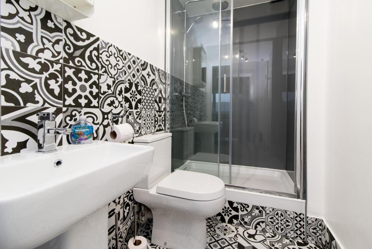 Apartamento Immaculate 3 Bed House - Stunning Balcony Views Matlock  Exterior foto