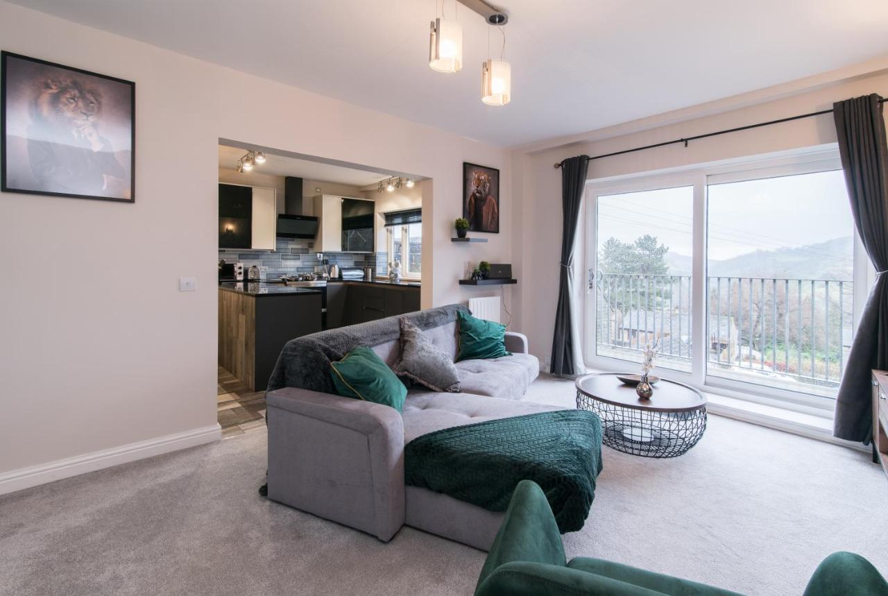 Apartamento Immaculate 3 Bed House - Stunning Balcony Views Matlock  Exterior foto